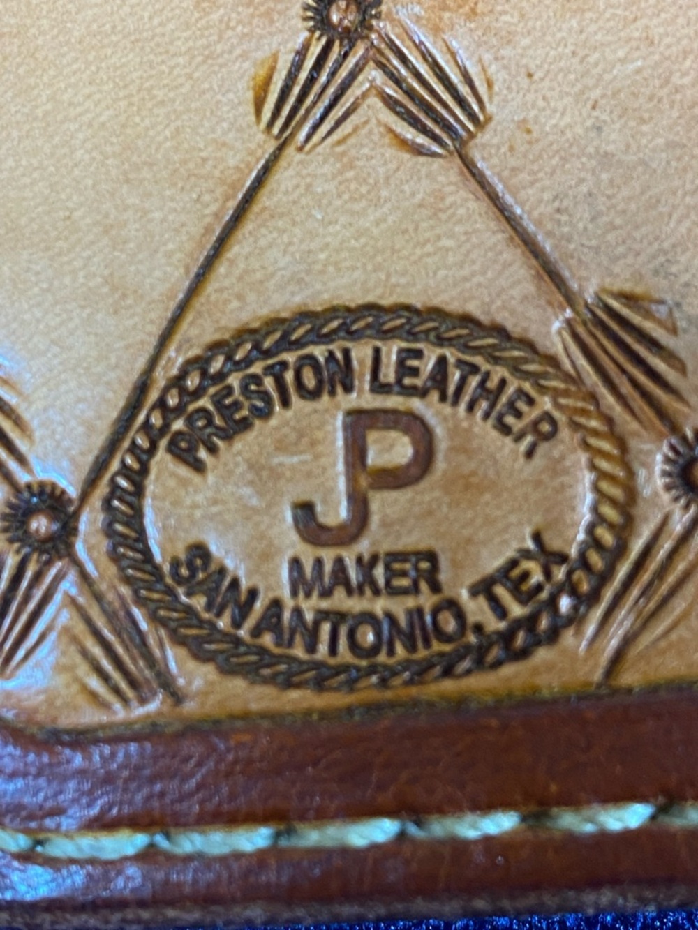 Handcrafted Leather Wallet - Picture 7 of 7